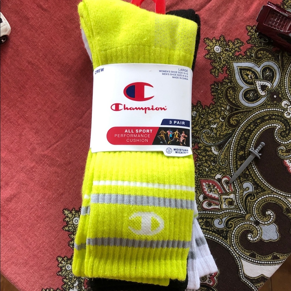 NWT Champion performance cushion crew 3 pack